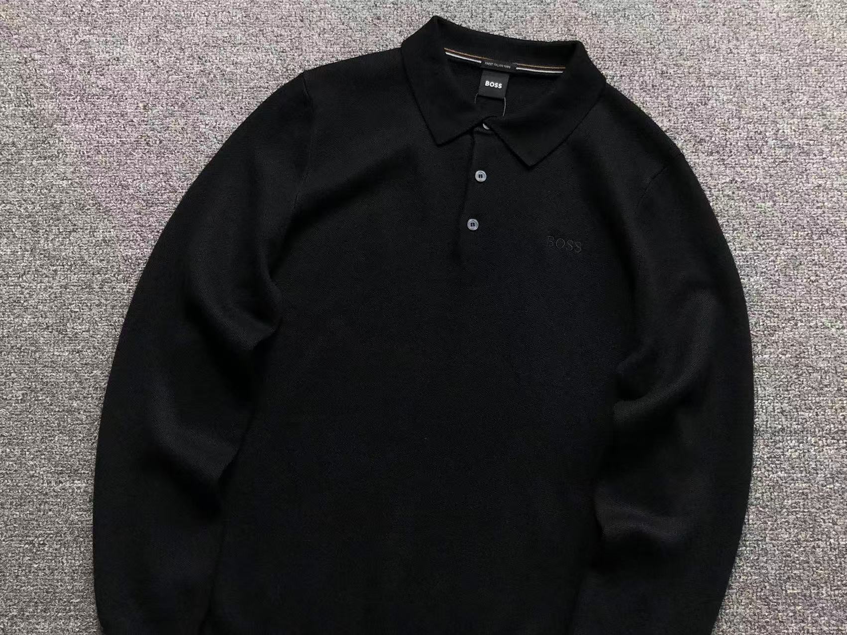 H - SWEATER