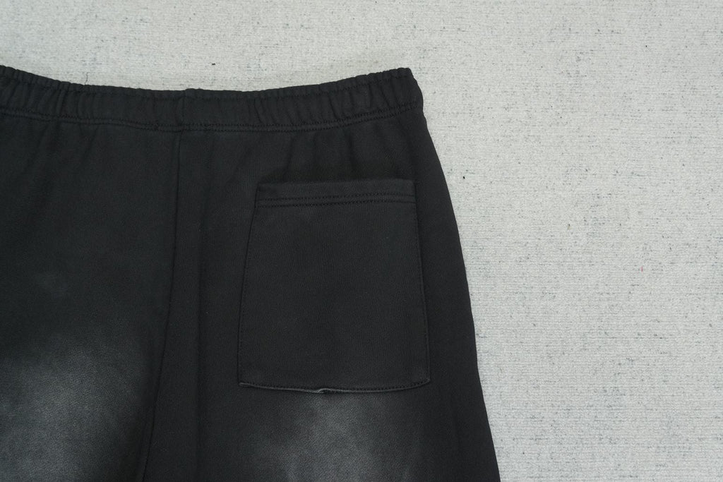 M - SWEATPANTS