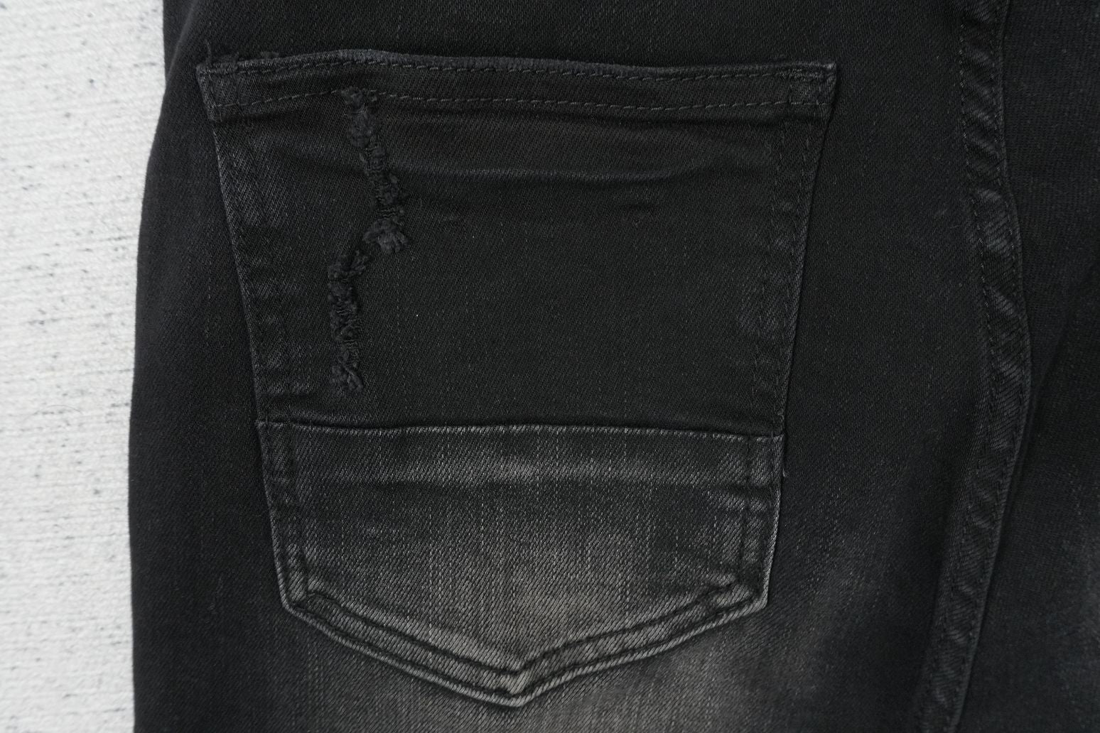 A - JEANS