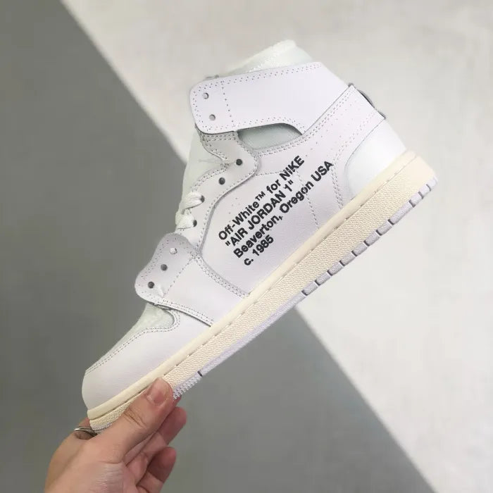 N - SNEAKERS