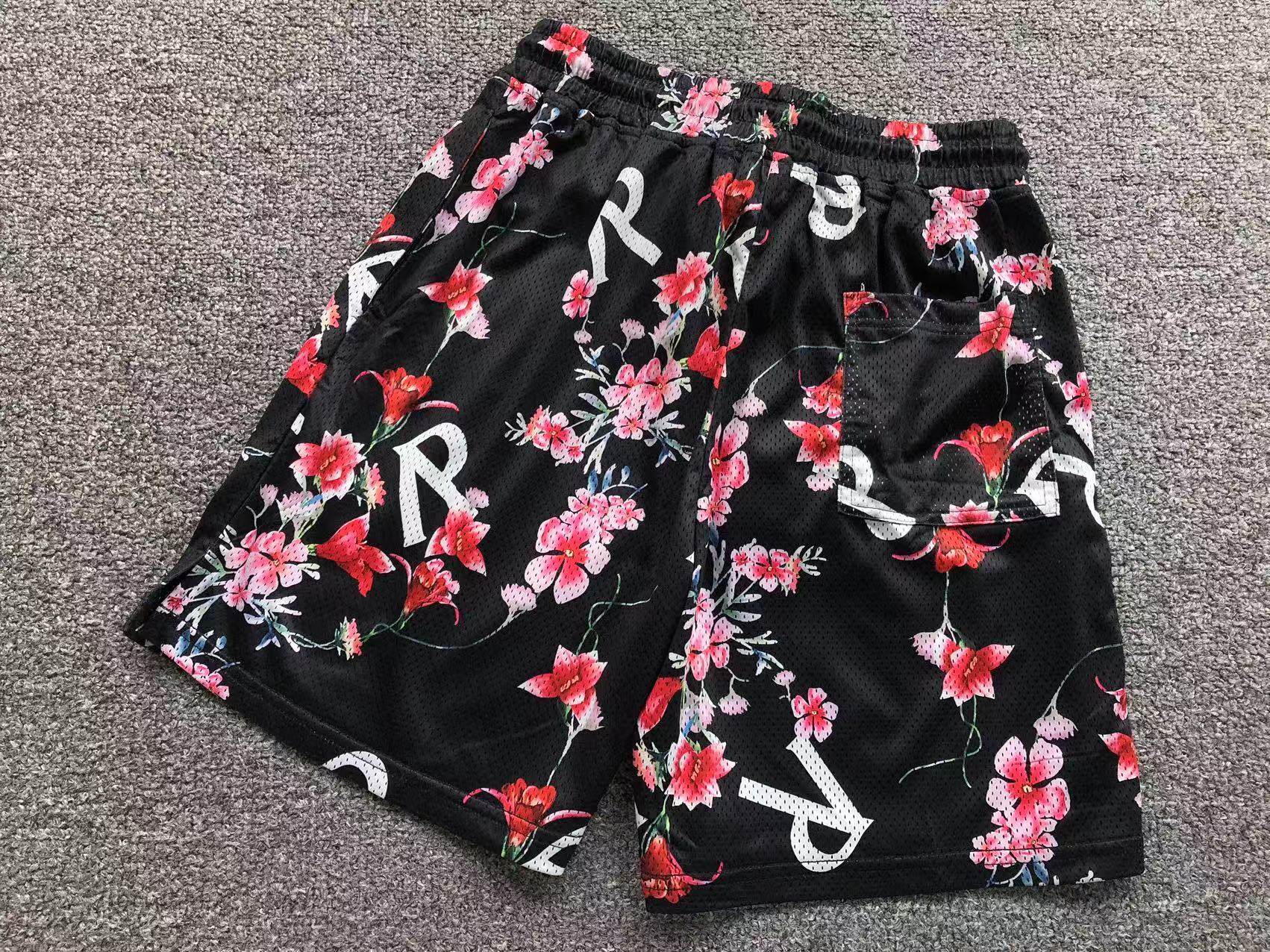 R - SHORTS