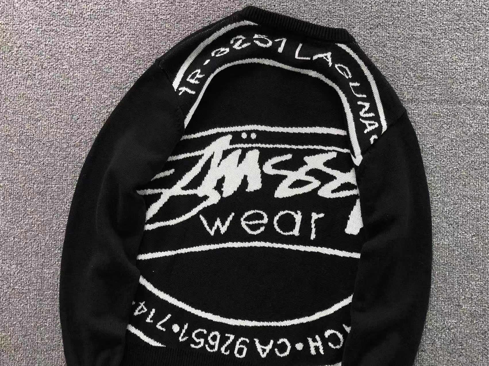 S - SWEATER