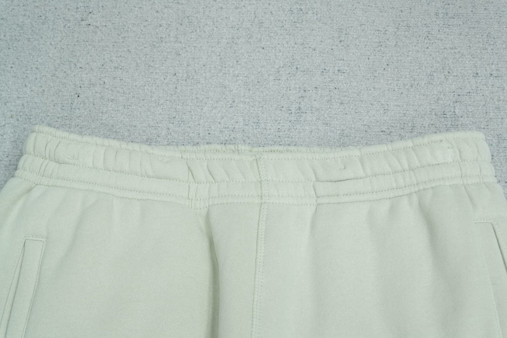 C - SWEATPANTS