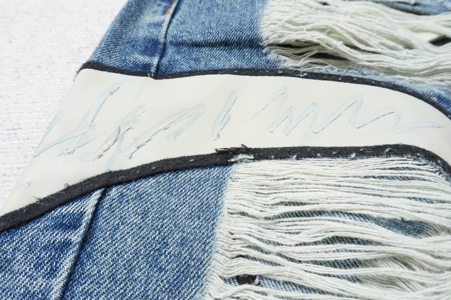 T - JEANS