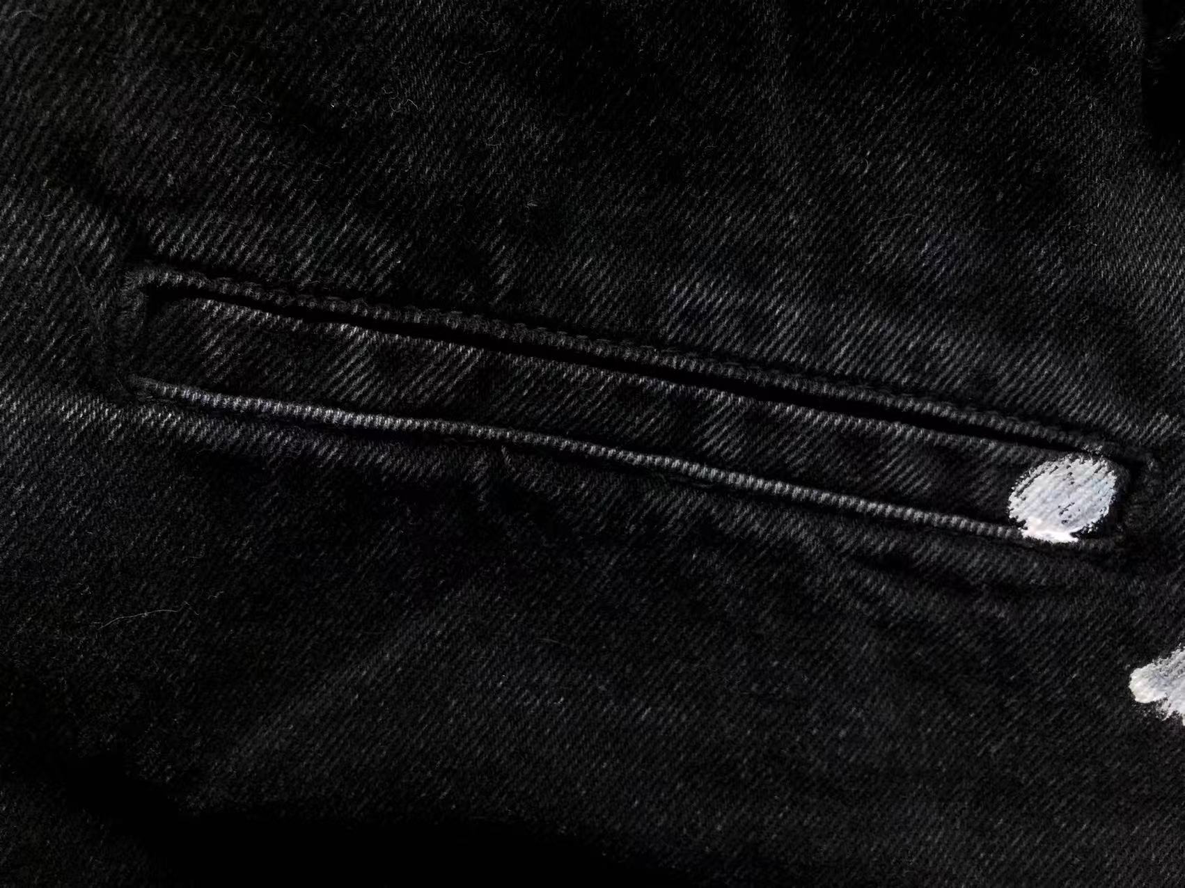 G - SHORTS
