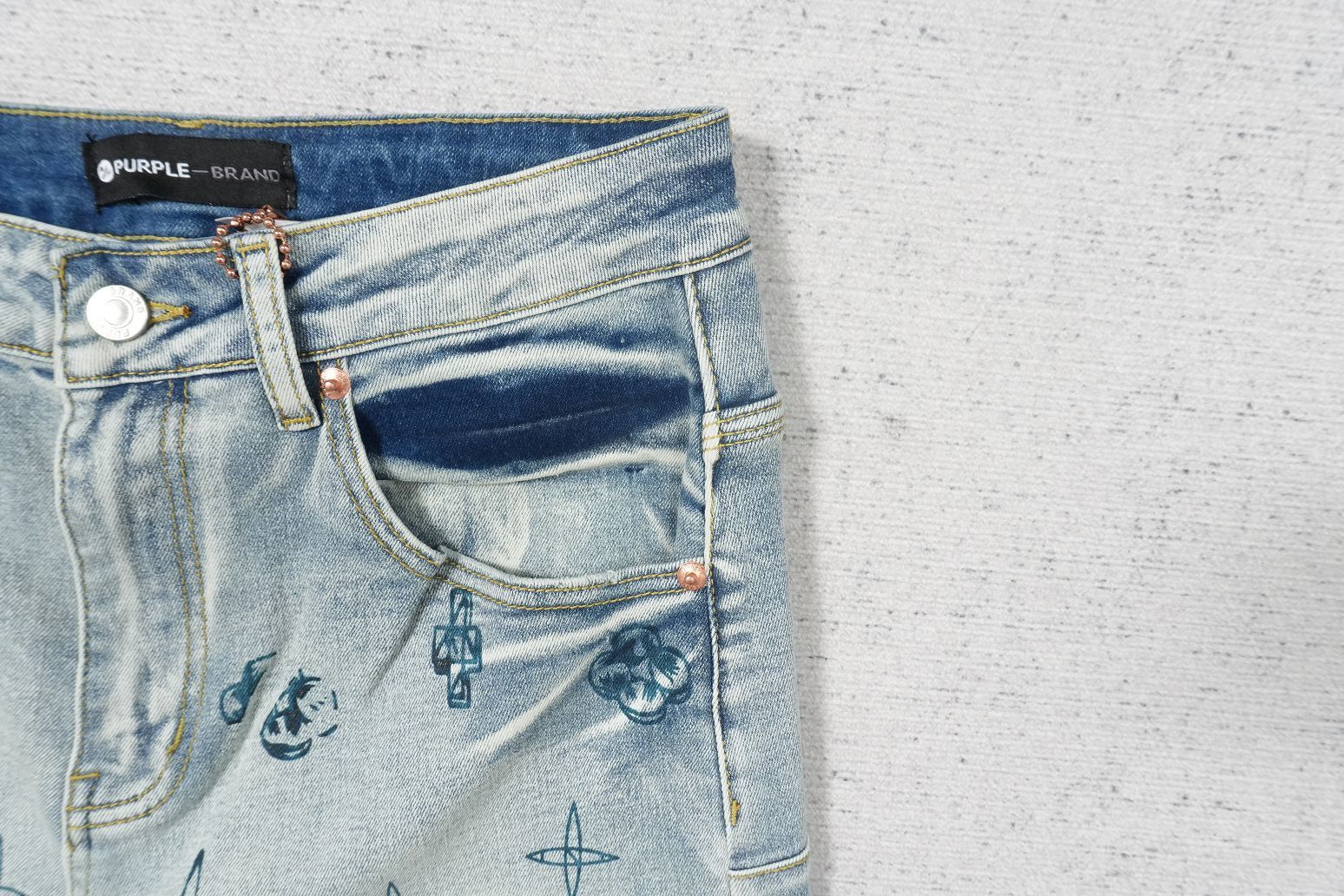 P - JEANS