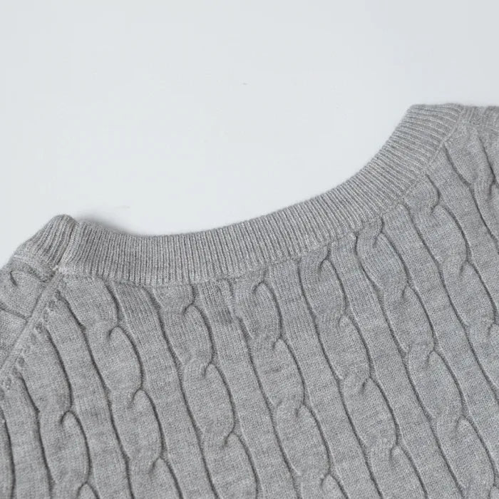 R - SWEATER