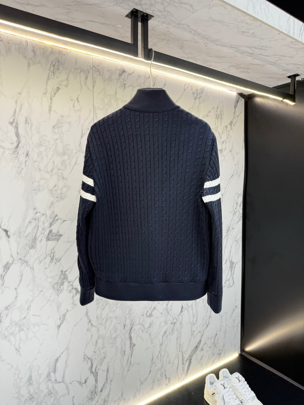 P - CARDIGAN
