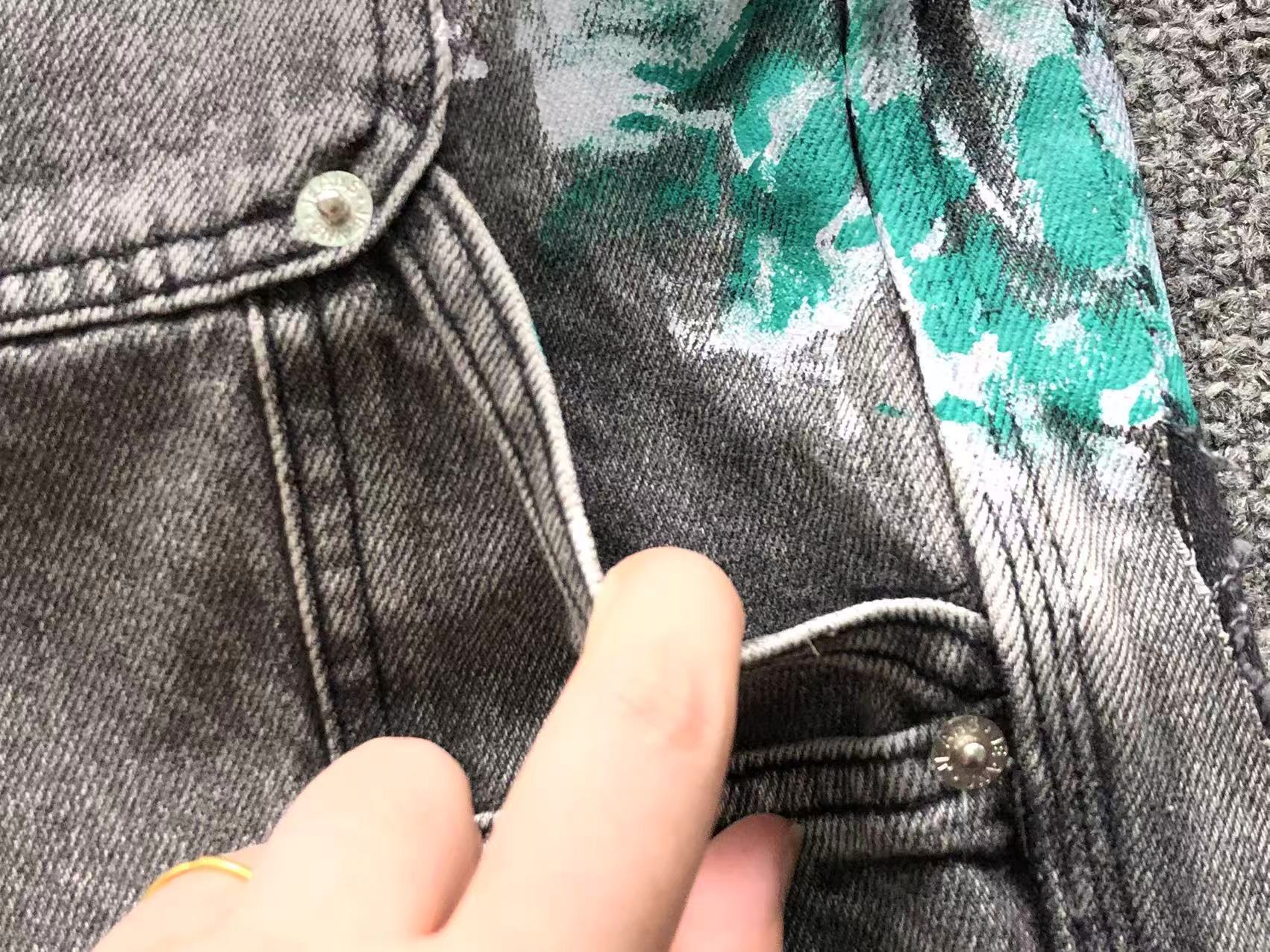 G - SHORTS