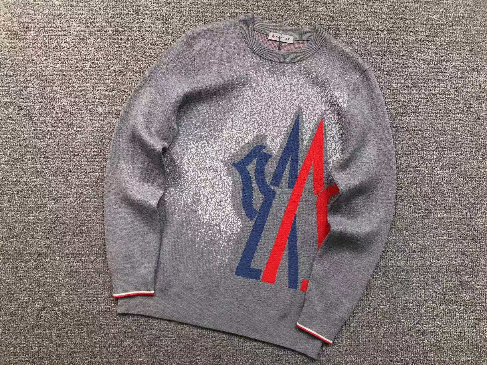 M - SWEATER
