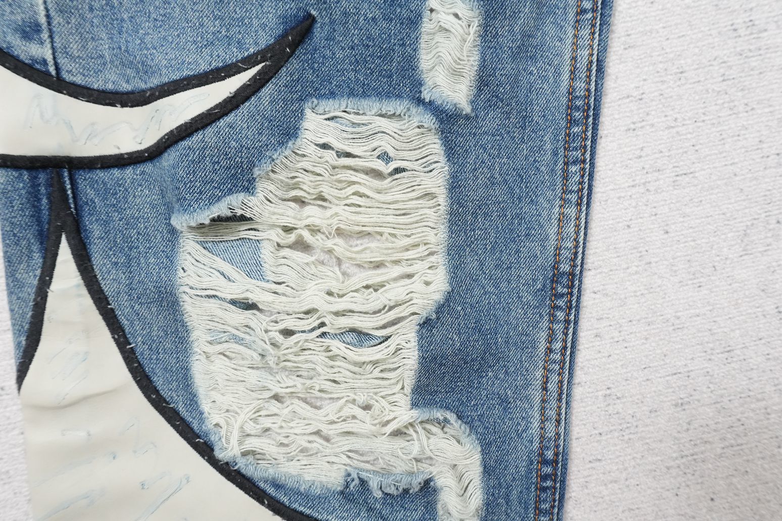 T - JEANS