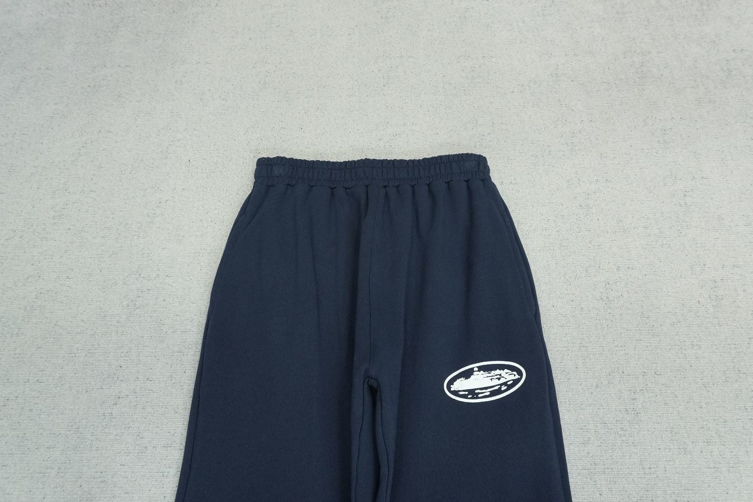 C - SWEATPANTS