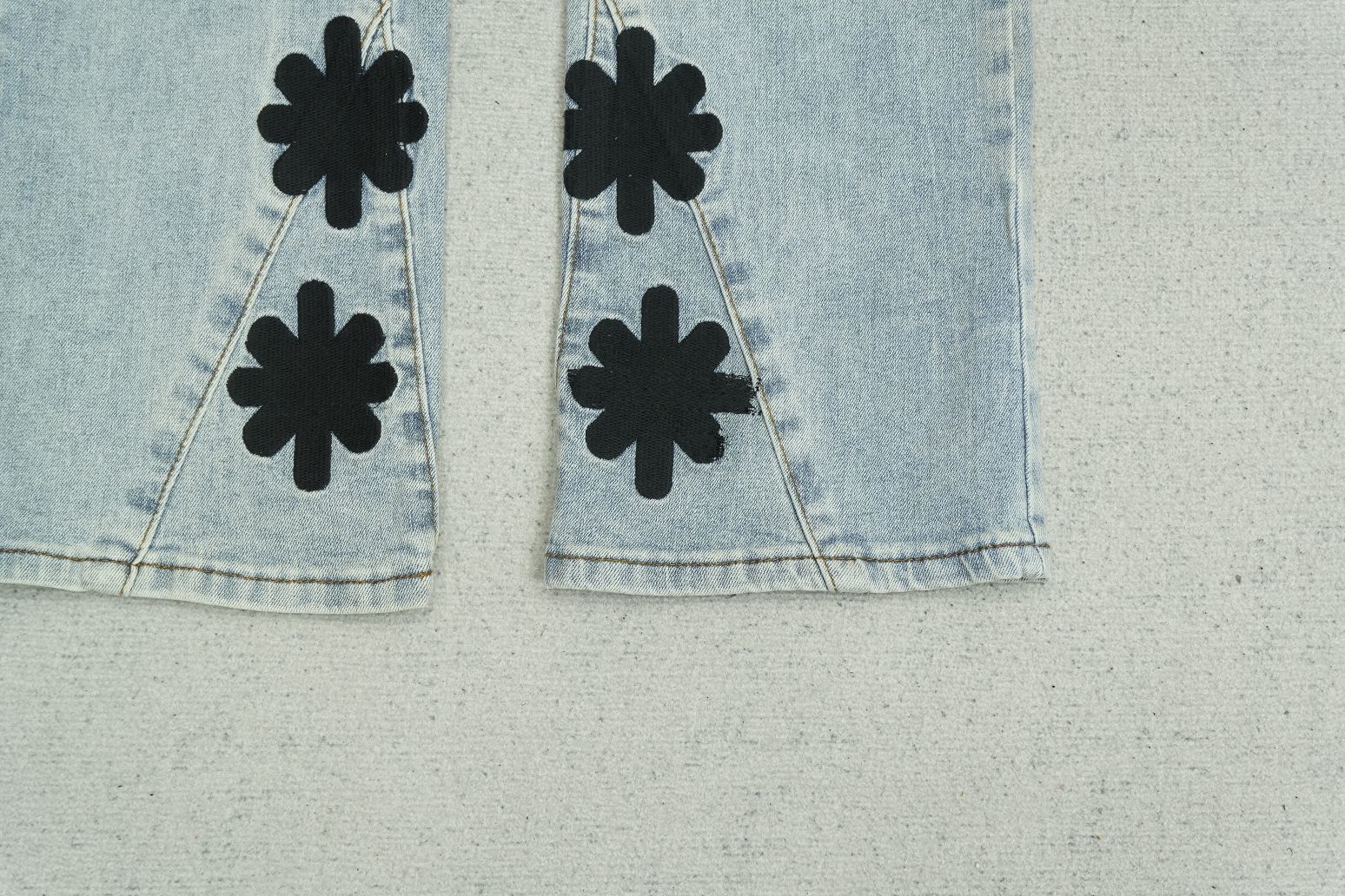 L - JEANS