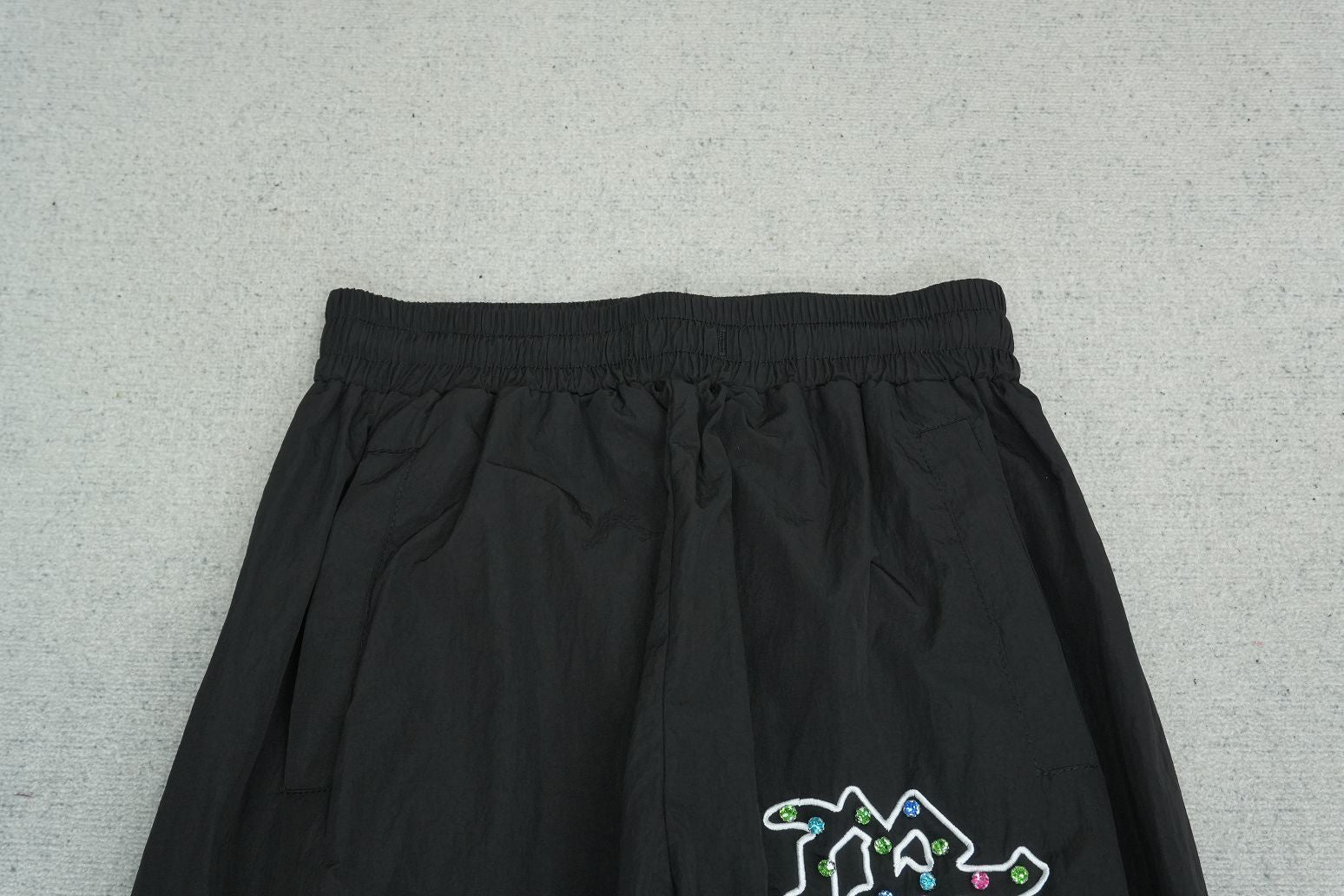 M - SWEATPANTS