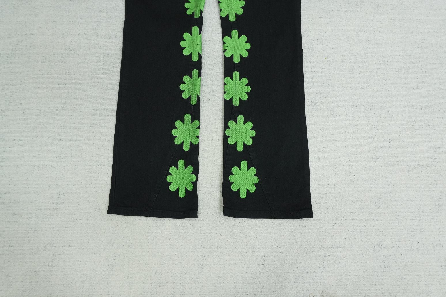 L - JEANS