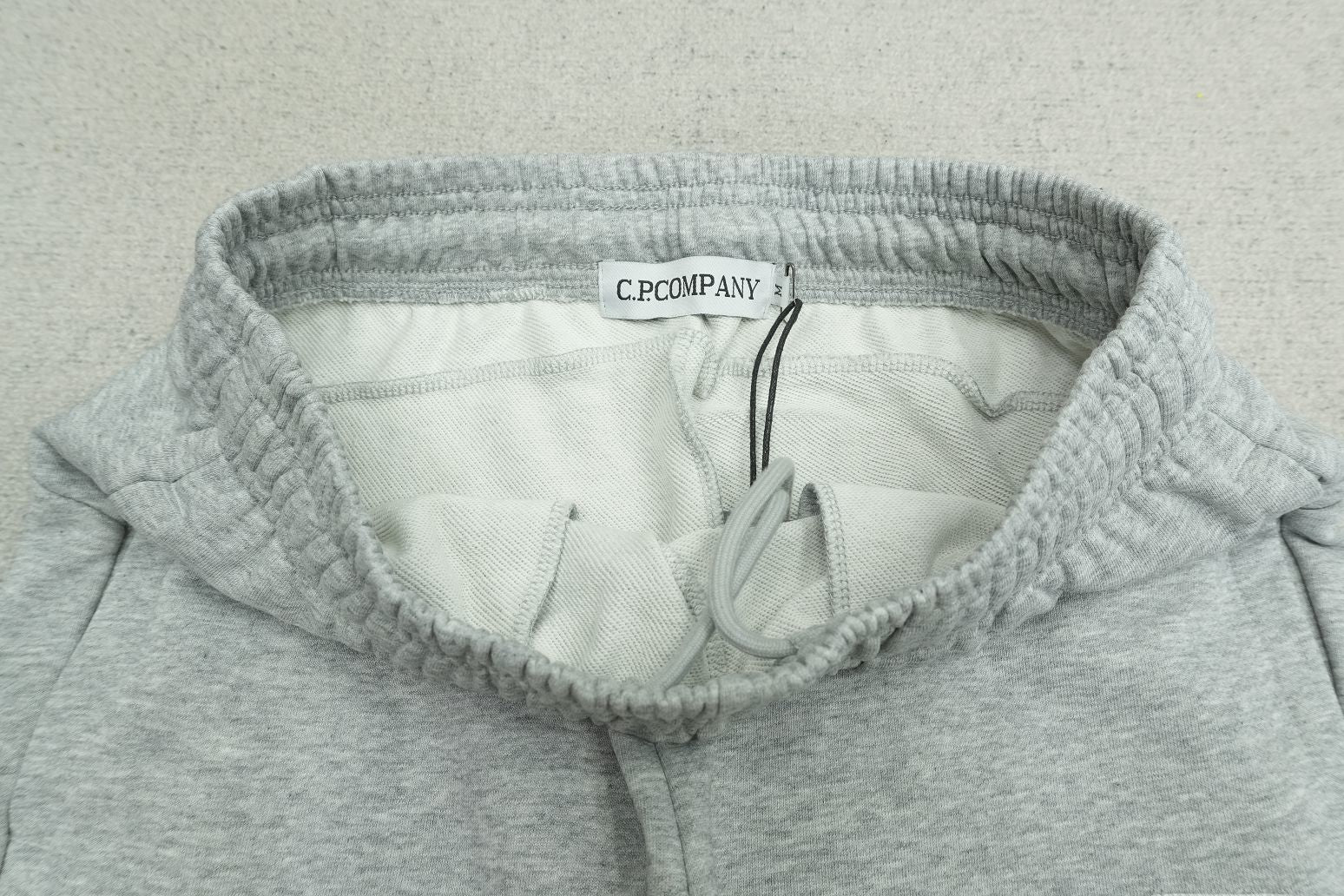 C - SWEATPANTS