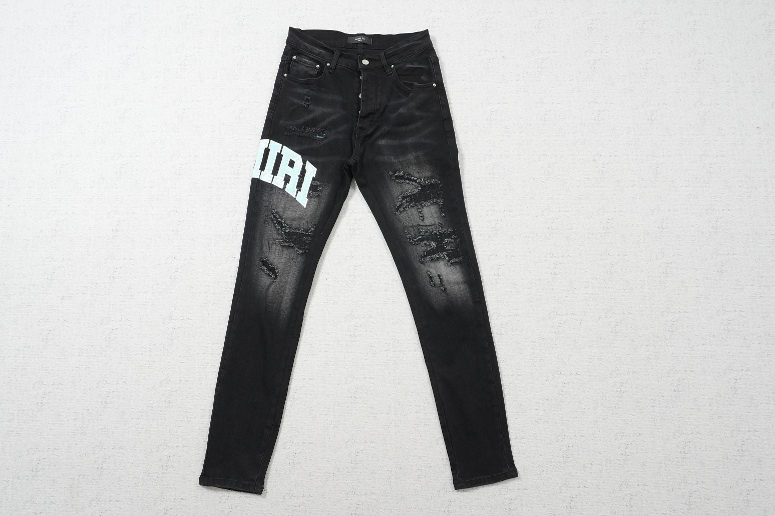 A - JEANS