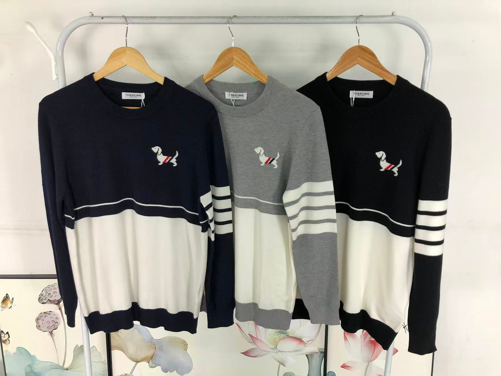T - SWEATER