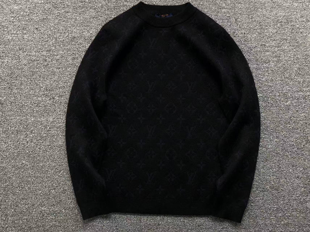 L - SWEATER