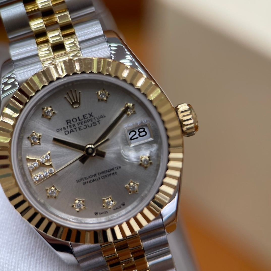 M - Watch