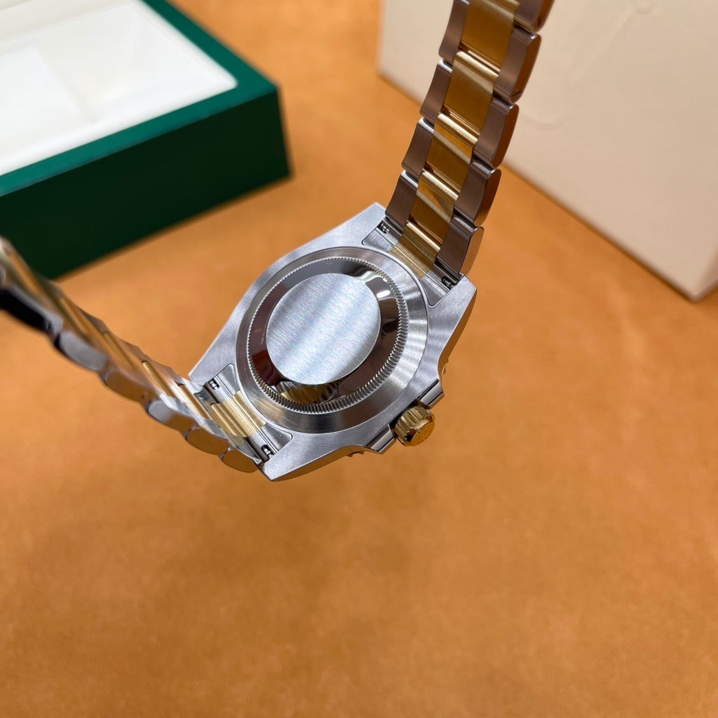 P - Watch