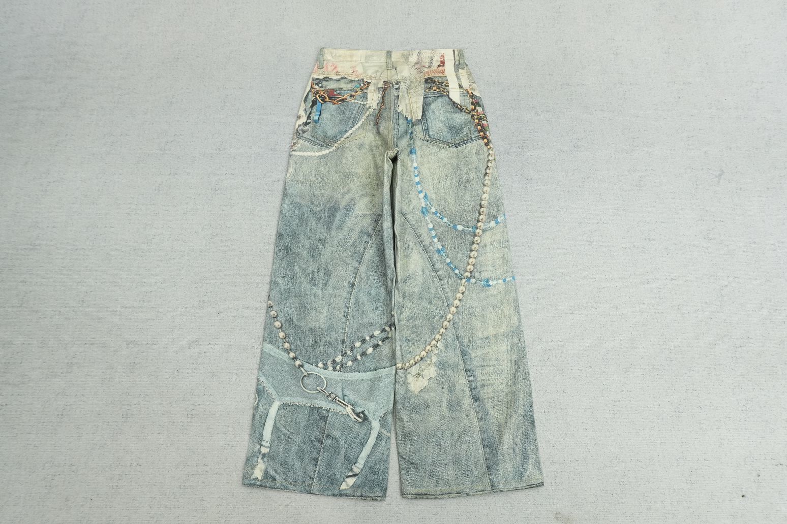 A - JEANS