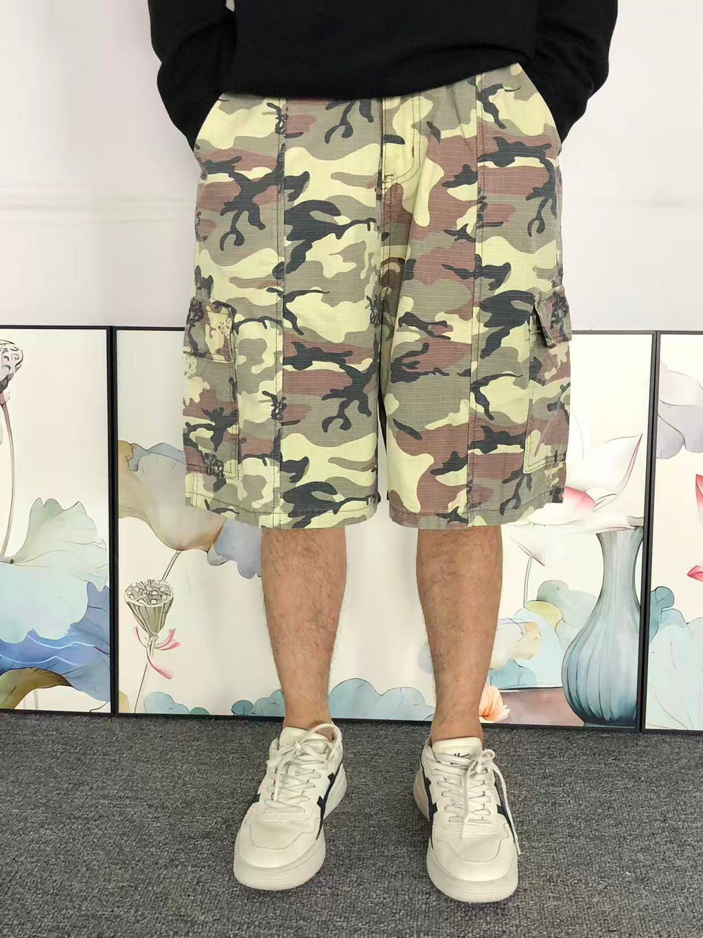 M - SHORTS