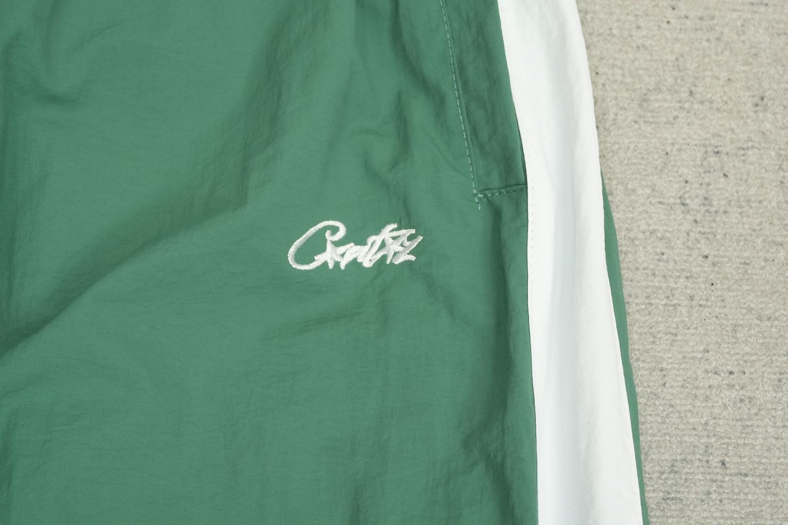 C - SWEATPANTS