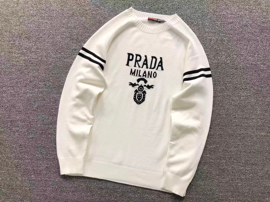 P - SWEATER