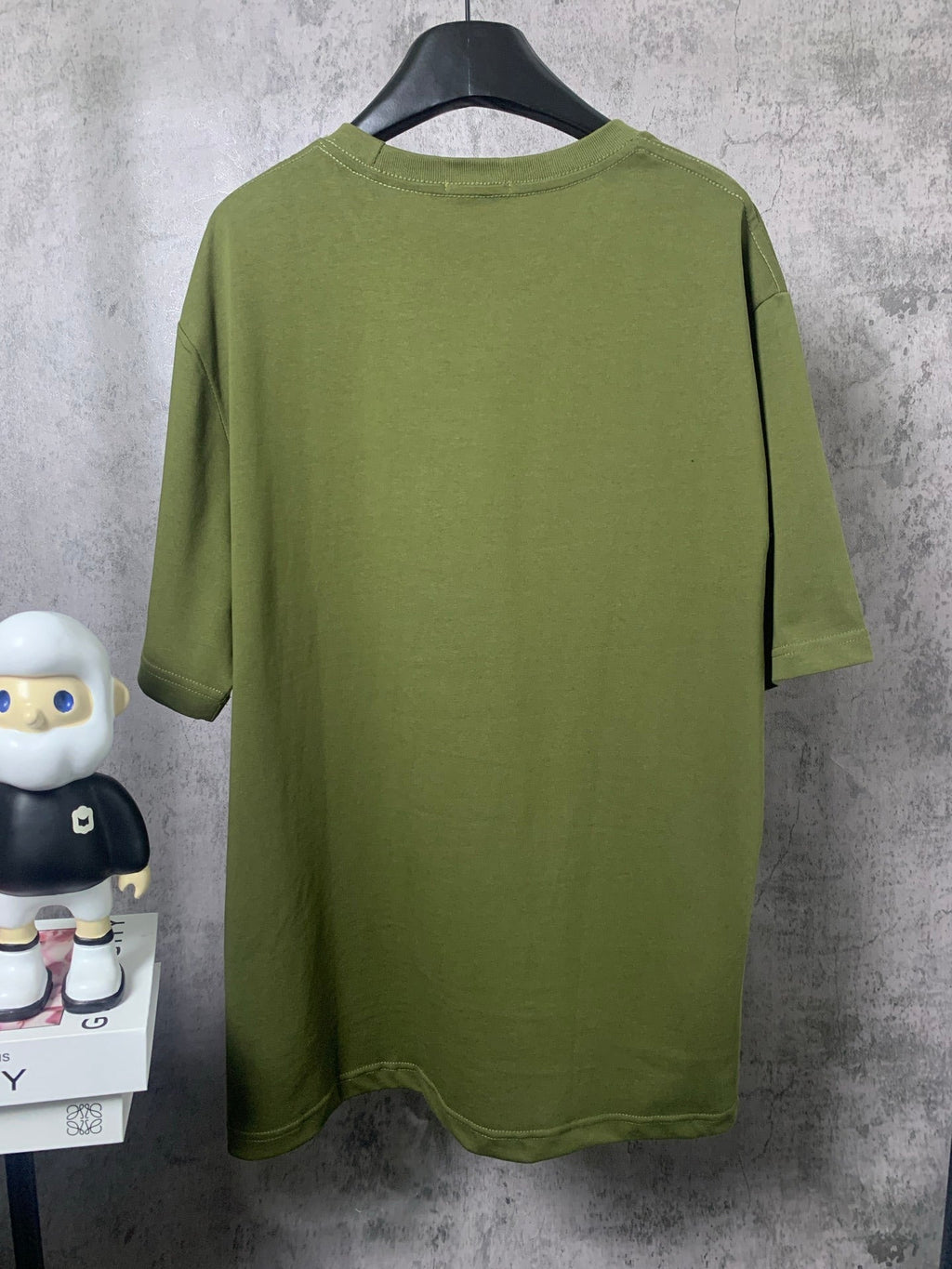 L - TSHIRT