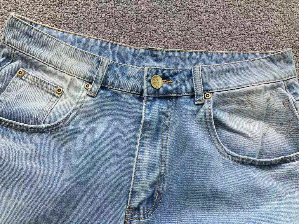D - SHORTS