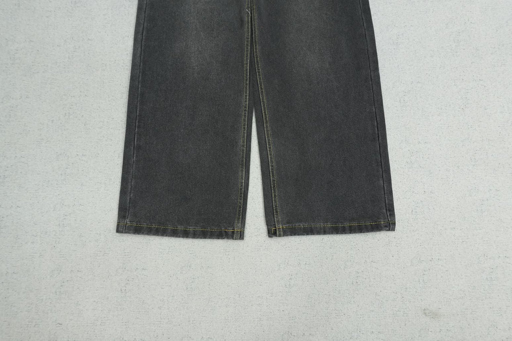 B - JEANS