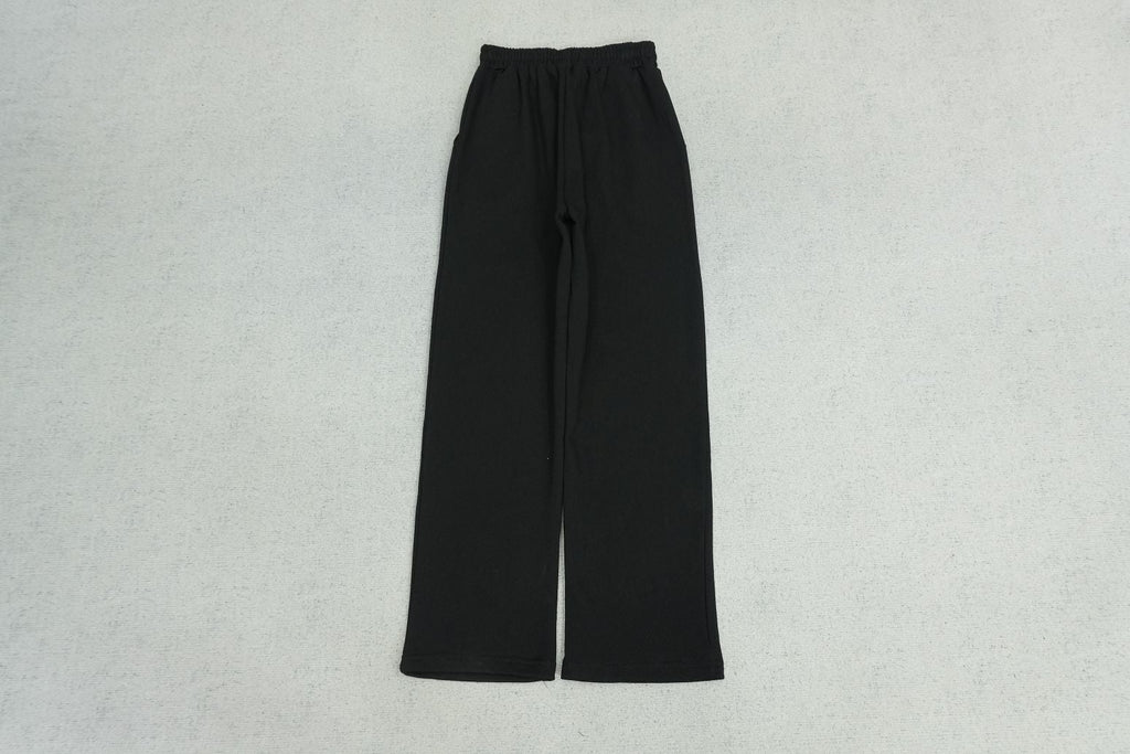 M - SWEATPANTS