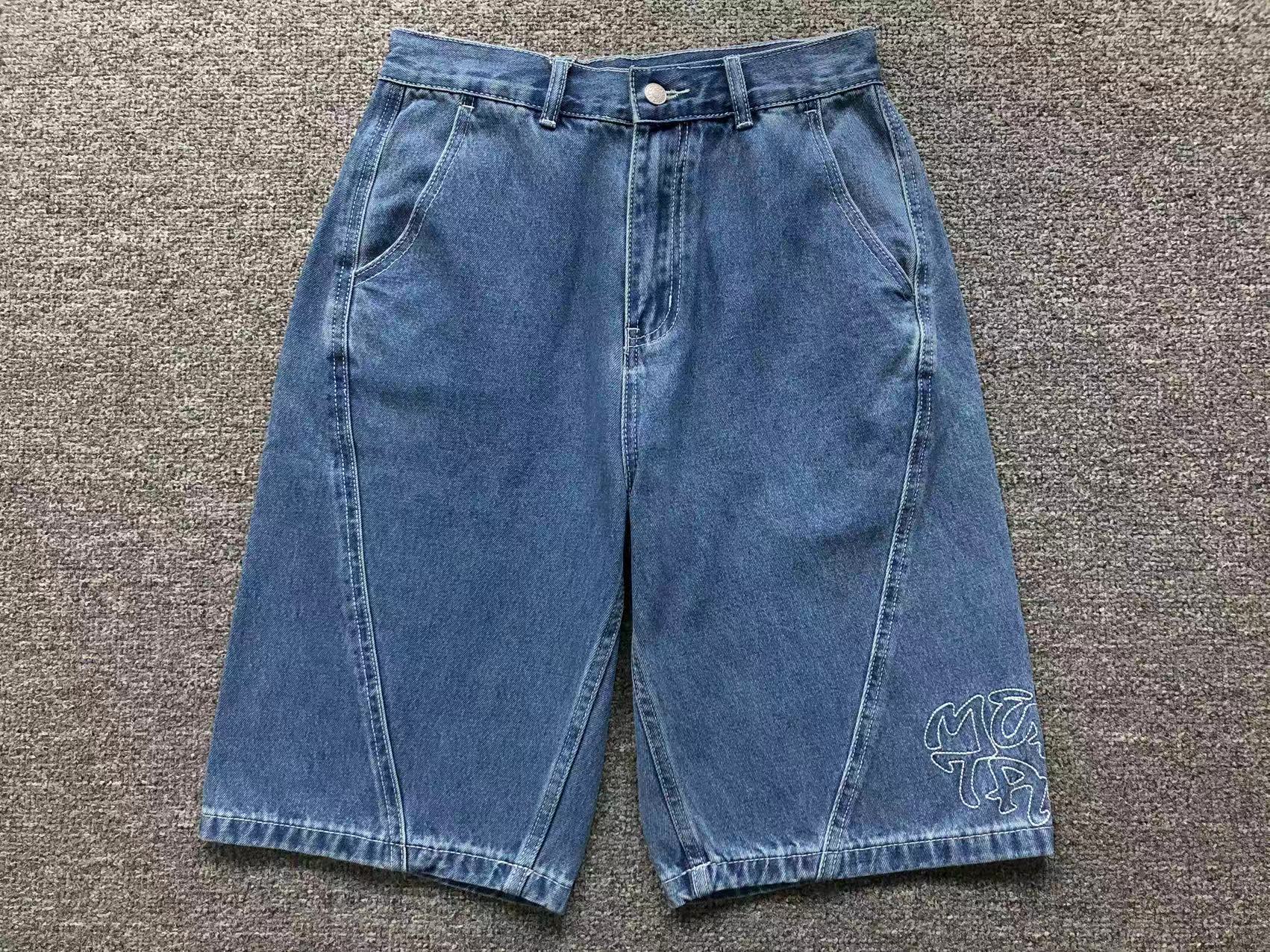 M - SHORTS