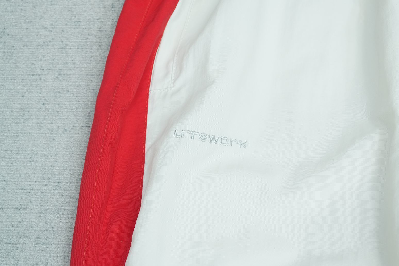 C - SWEATPANTS