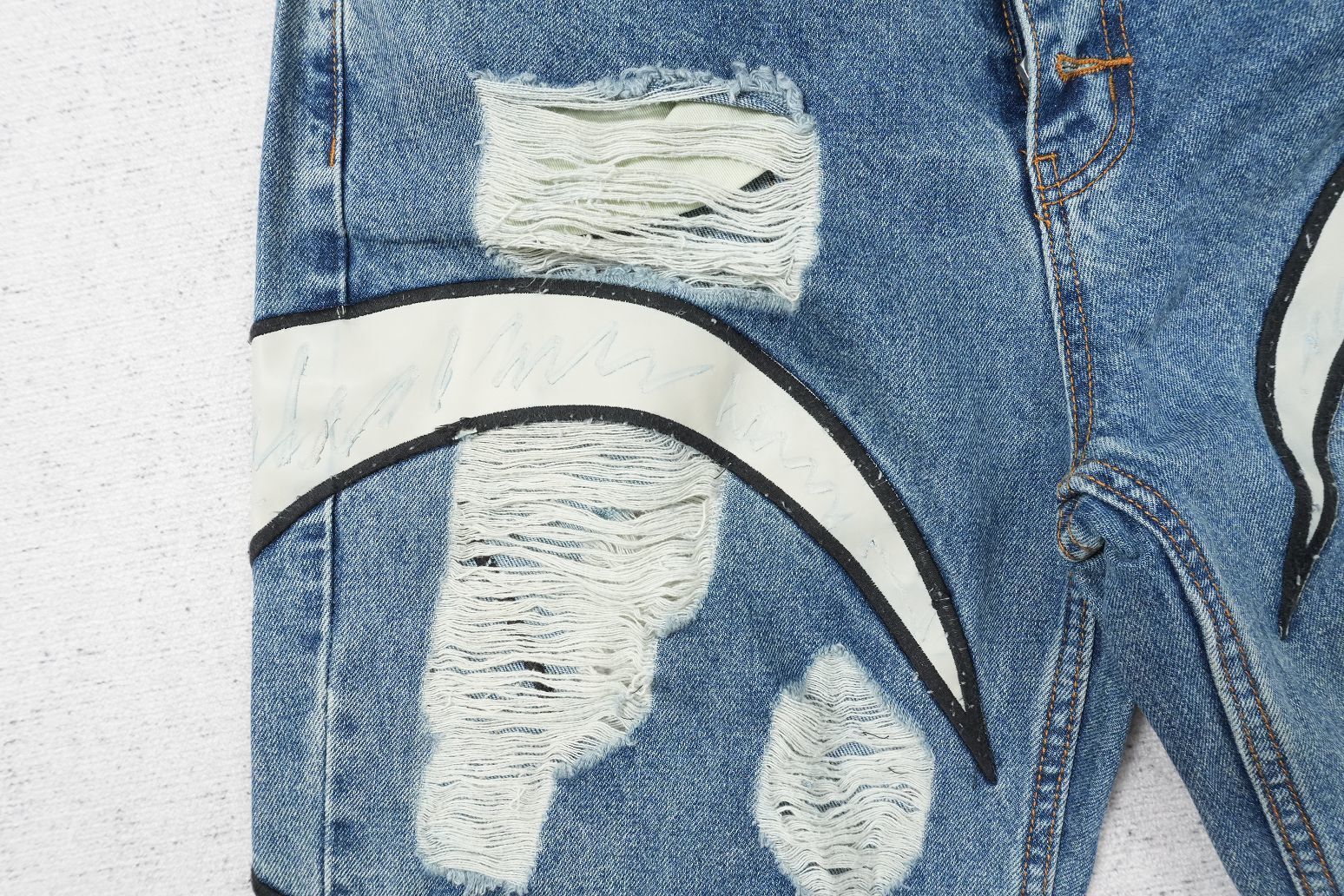 T - JEANS