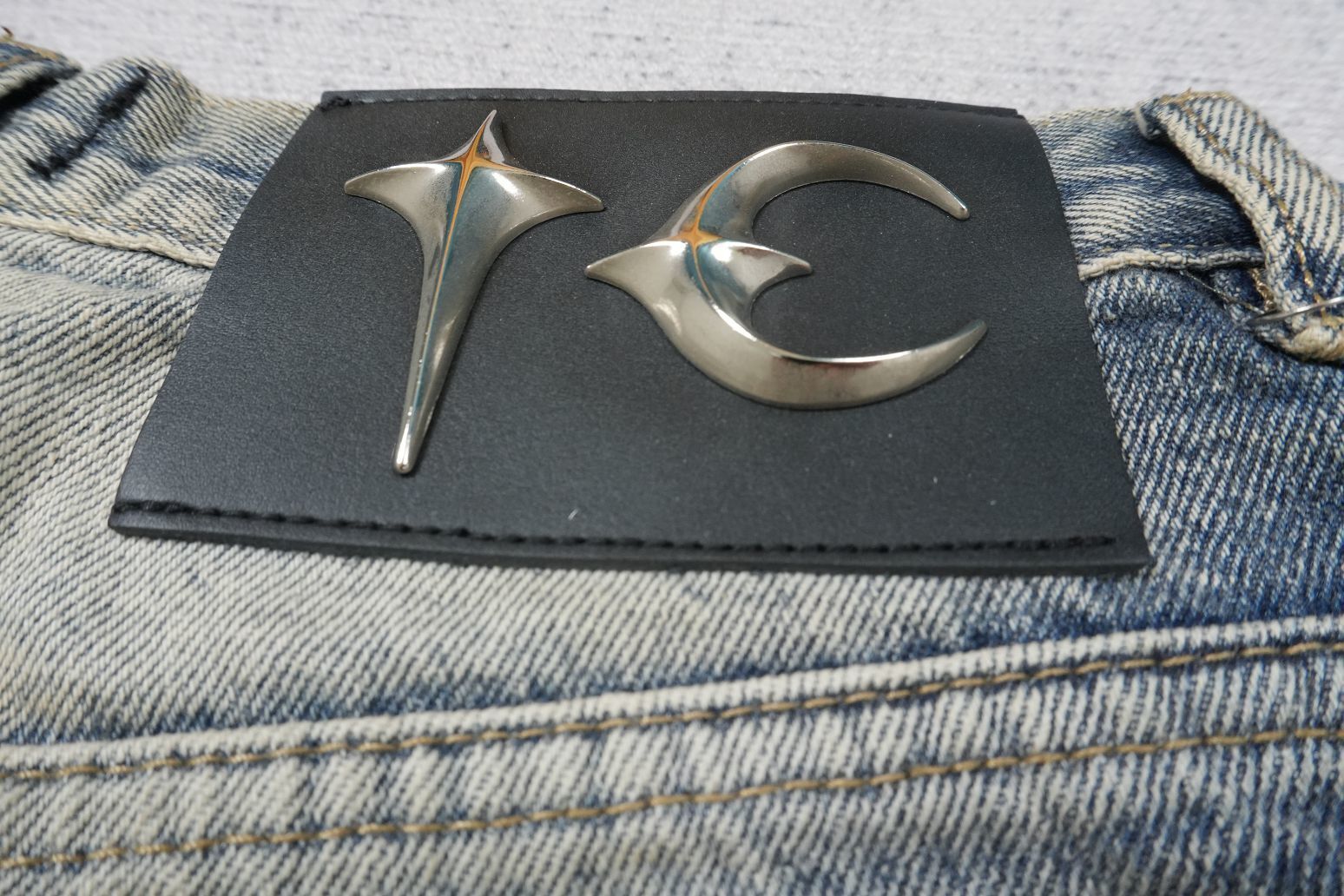 T - JEANS