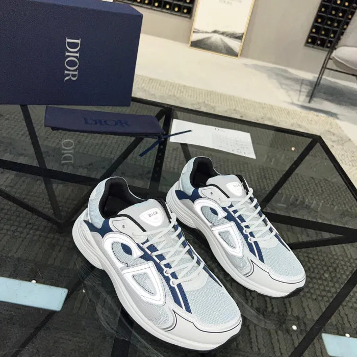 B - SNEAKERS