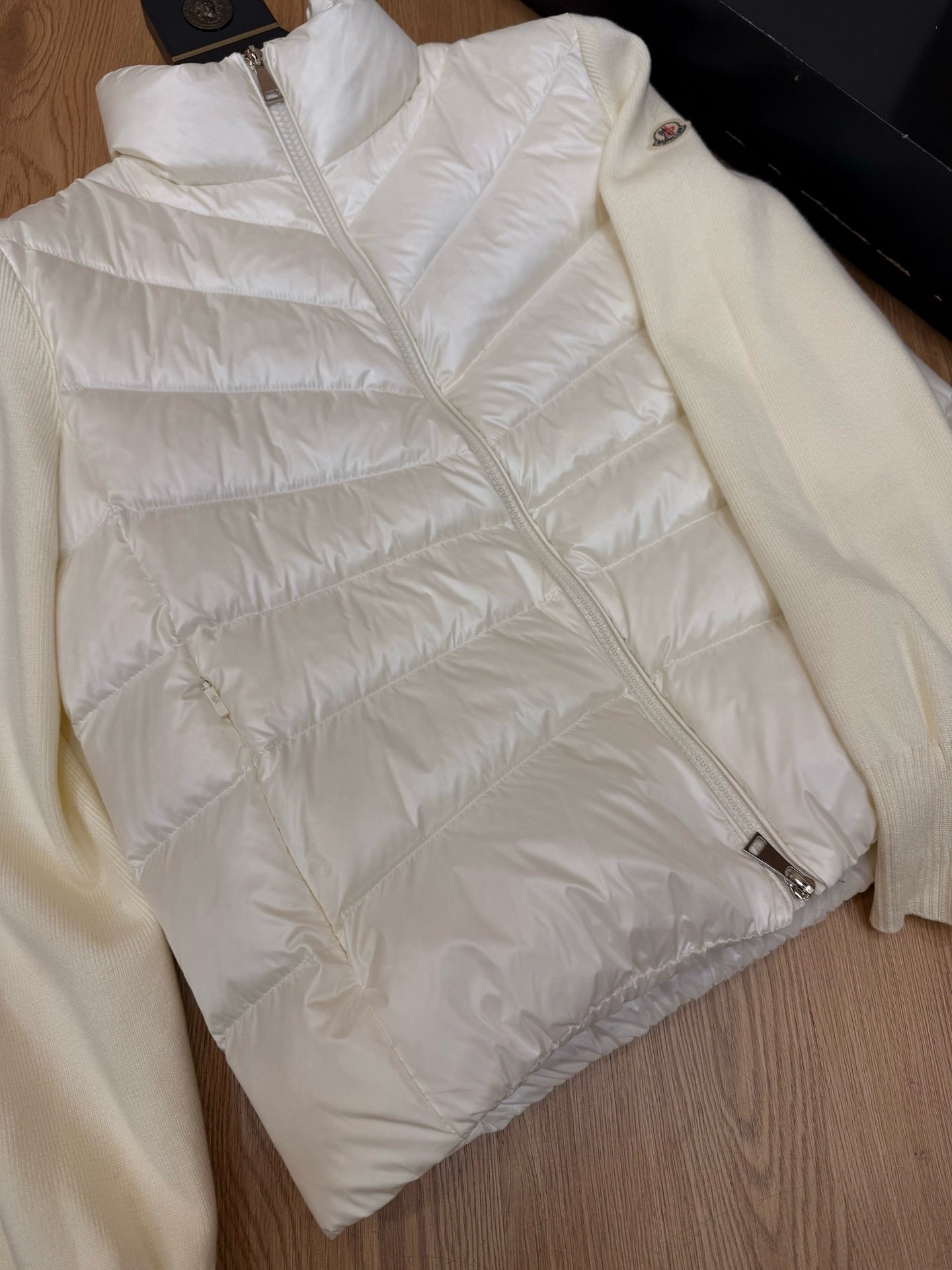 P - CARDIGAN