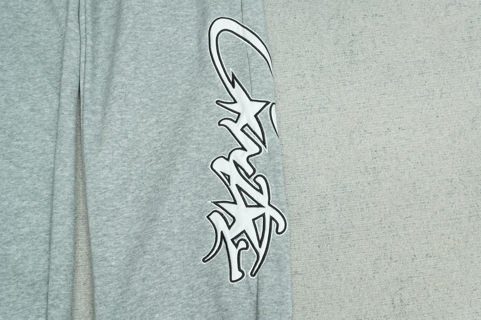 C - SWEATPANTS