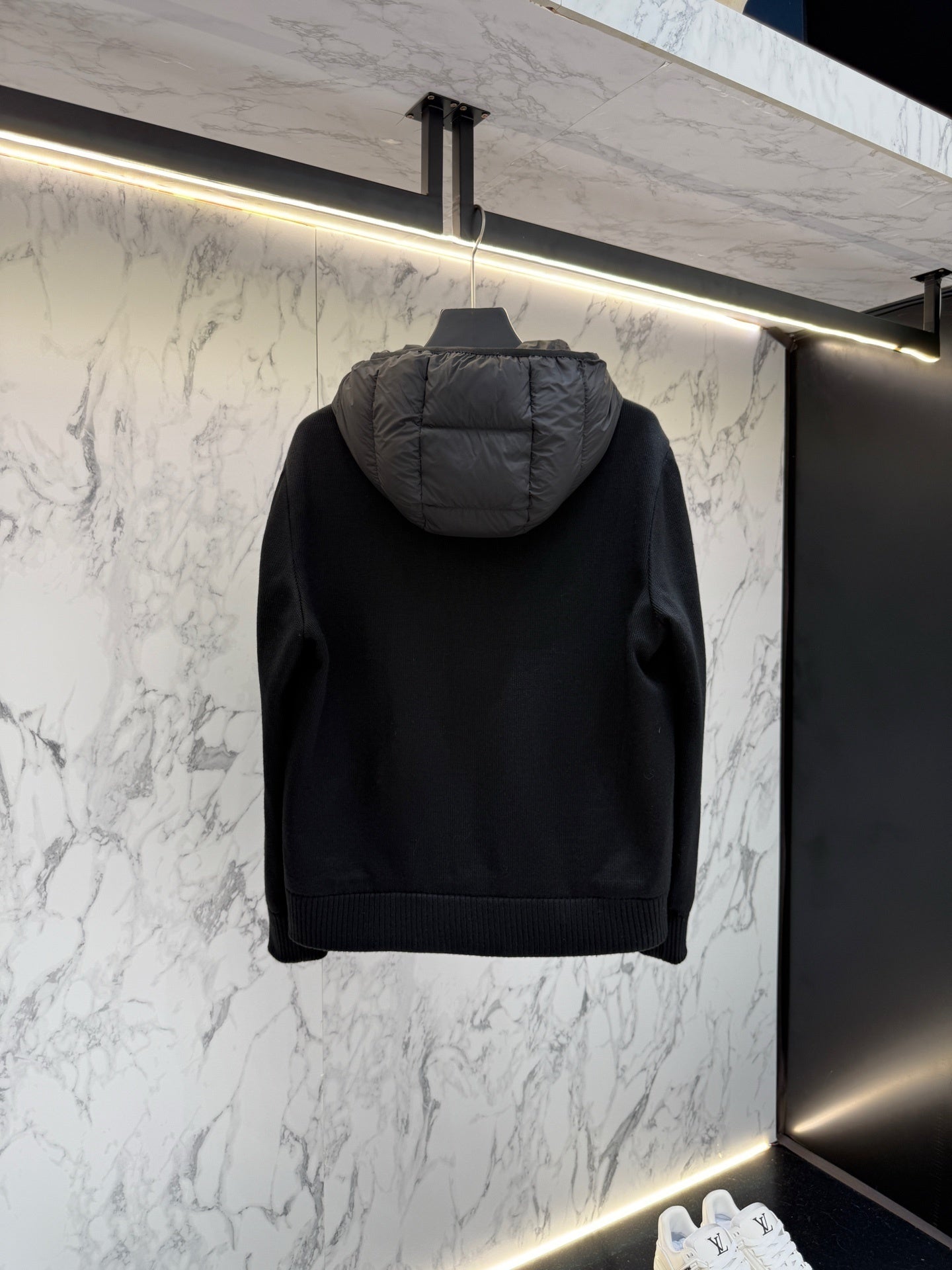 P - CARDIGAN