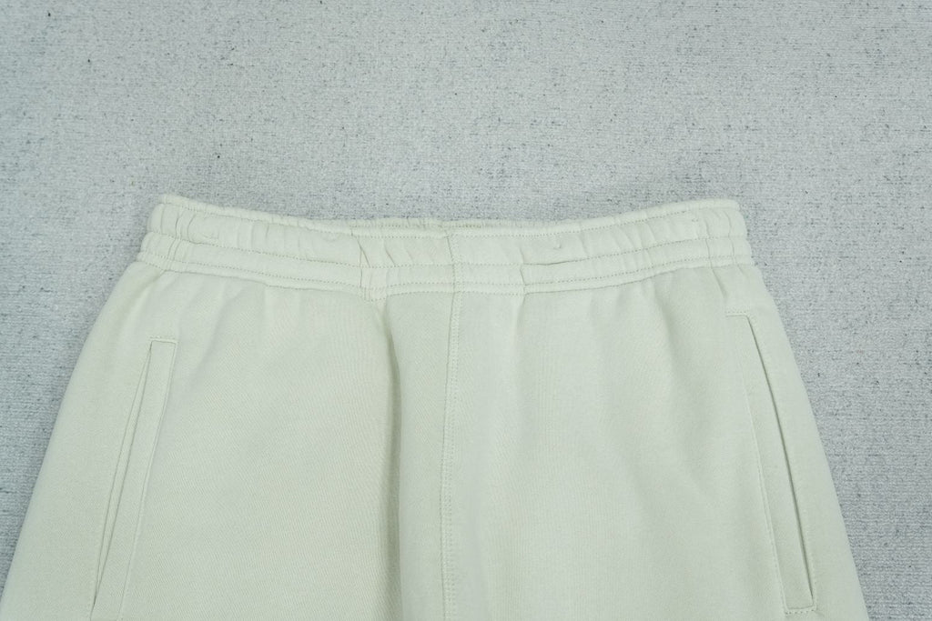 C - SWEATPANTS