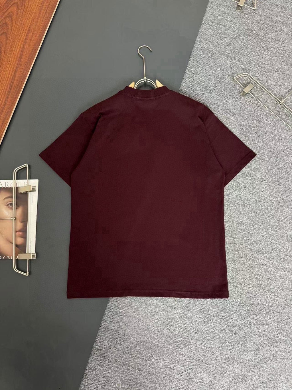 V - TSHIRT
