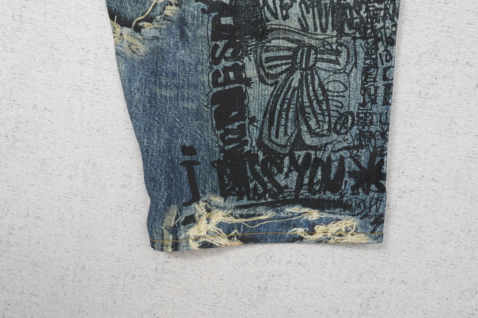 A - JEANS