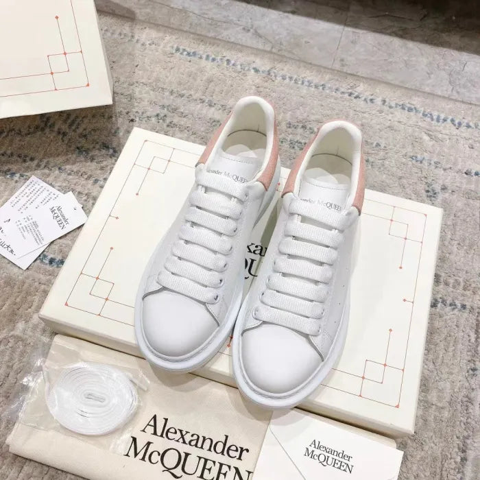 A - SNEAKERS