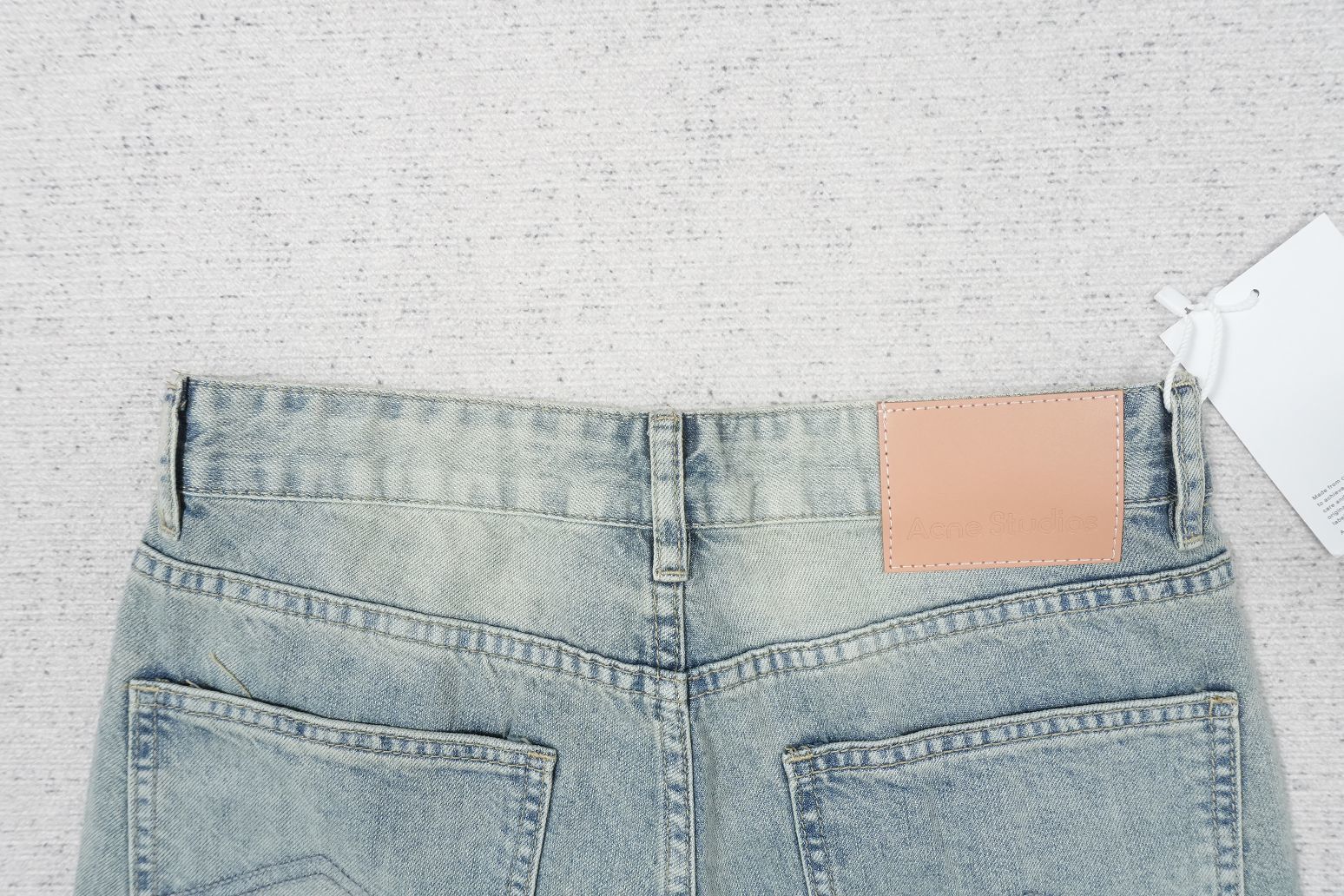 A - JEANS