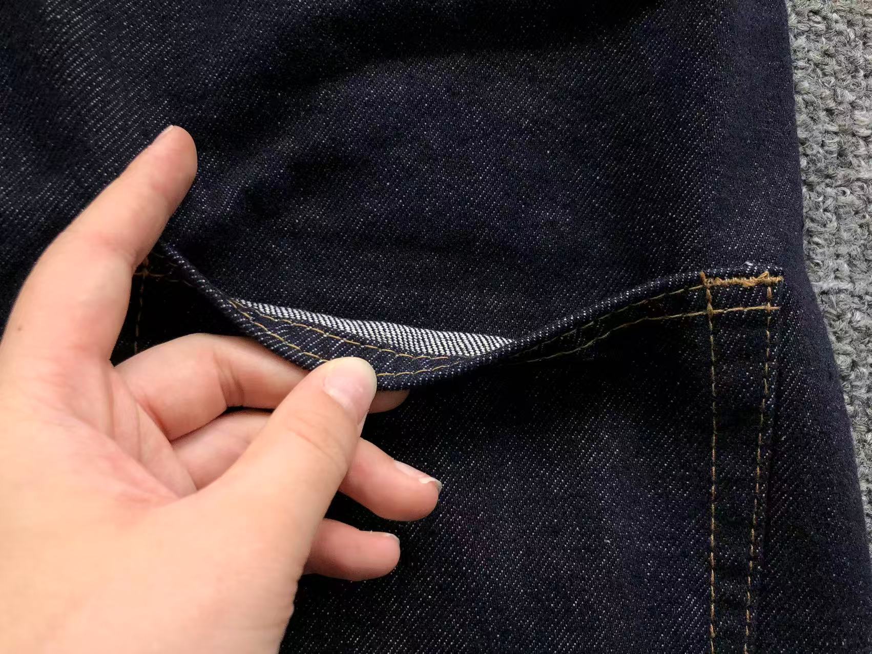 M - SHORTS