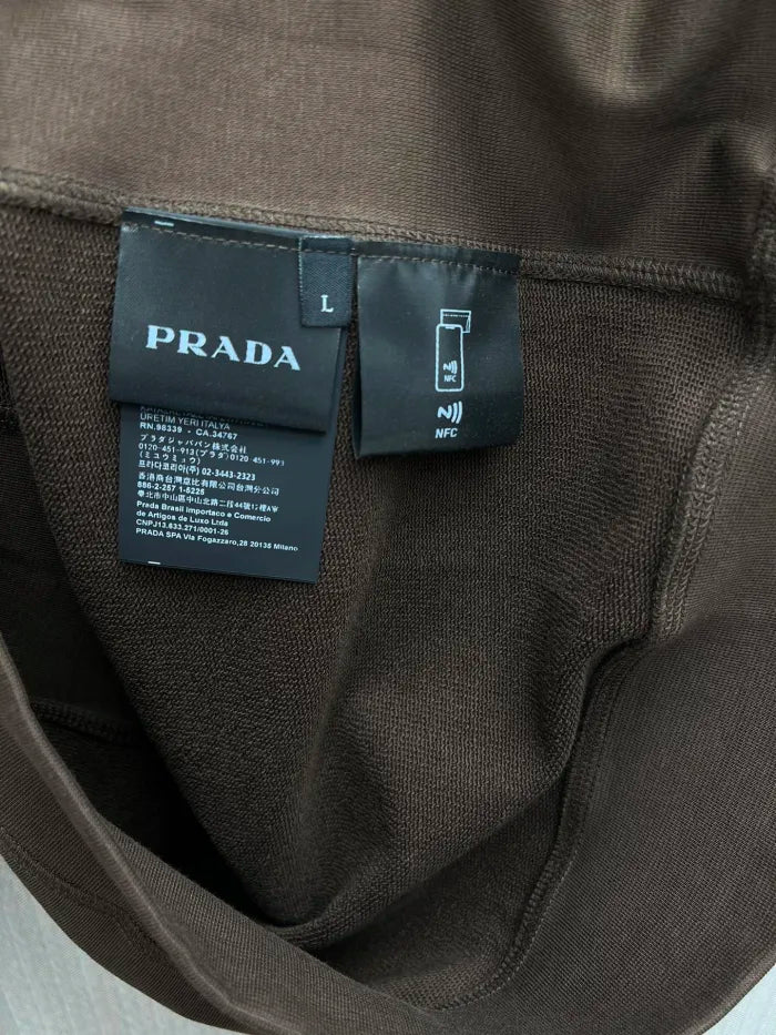 P  - SWEATER