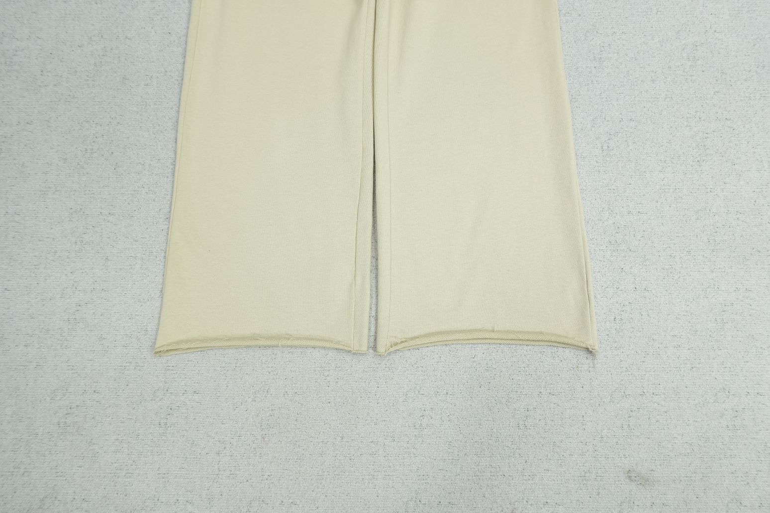 W - SWEATPANTS