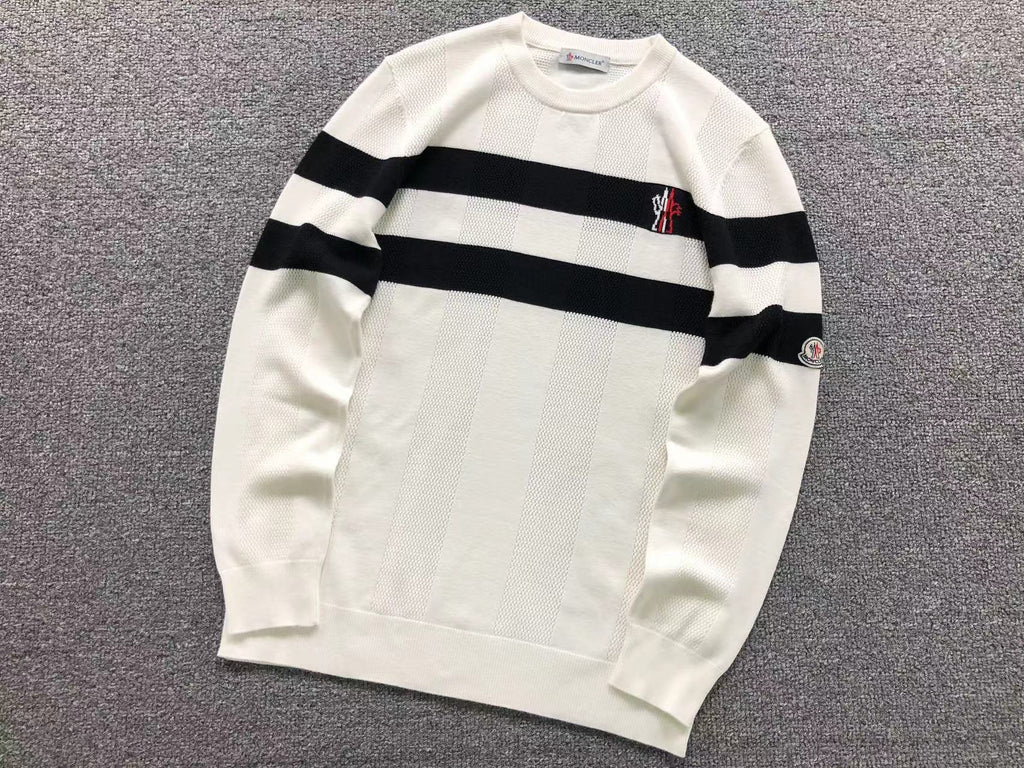 M - SWEATER